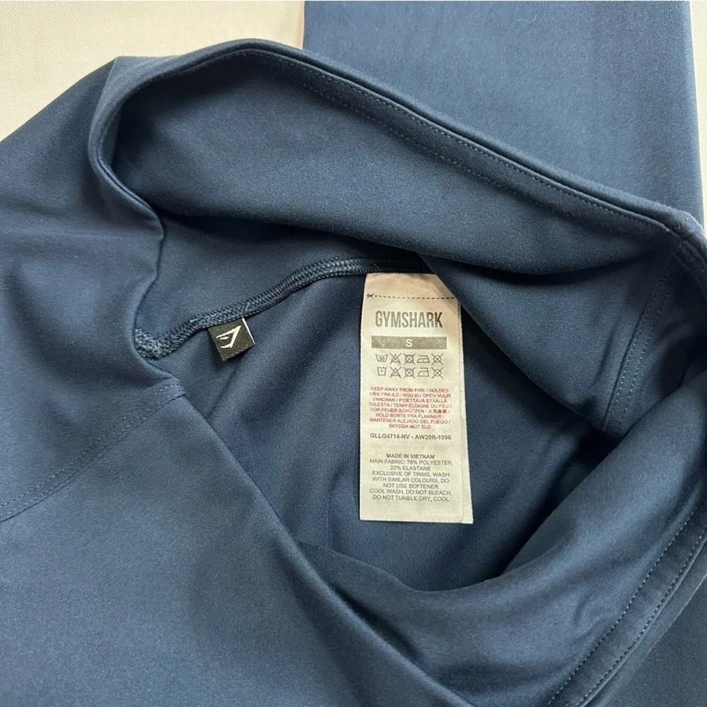 0342 - Gymshark Pants Size Small